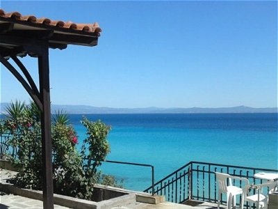 7 bedroom Villa for sale with sea view in Kassandra, Central Macedonia