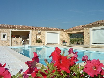 - 4 bedroom Farmhouse for sale with countryside view in Greoux les Bains, Cote d'Azur French Riviera