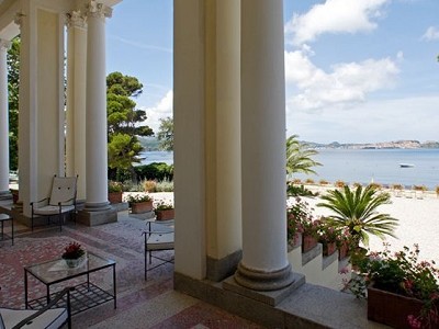 Luxury 8 bedroom Villa for sale with sea view in Elba, Italian Islands