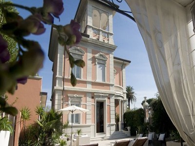 7 bedroom Villa for sale with sea view in Forte dei Marmi, Tuscany