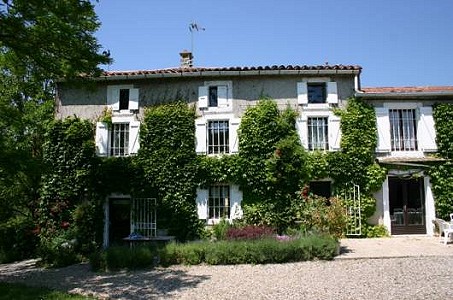 - 7 bedroom Farmhouse for sale with countryside view in Mirepoix, Midi-Pyrenees