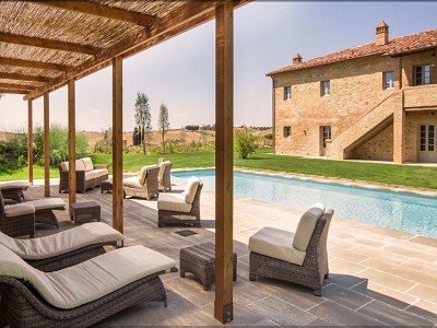4 bedroom Farmhouse for sale with countryside view in Montaione, Tuscany