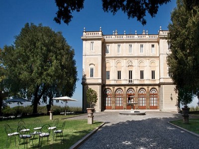 62 bedroom Hotel for sale with panoramic view in Rome, Lazio