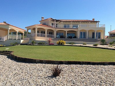 5 bedroom Villa for sale with sea view in Nadadouro, Central Portugal
