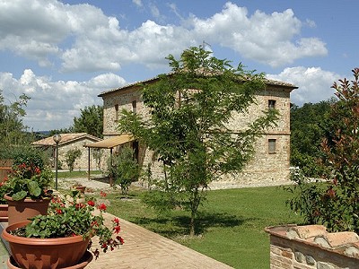 9 bedroom Commercial Property for sale with countryside view in Citta della Pieve, Umbria