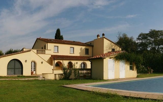 10 bedroom Villa for sale with countryside and panoramic views in Cecina, Tuscany