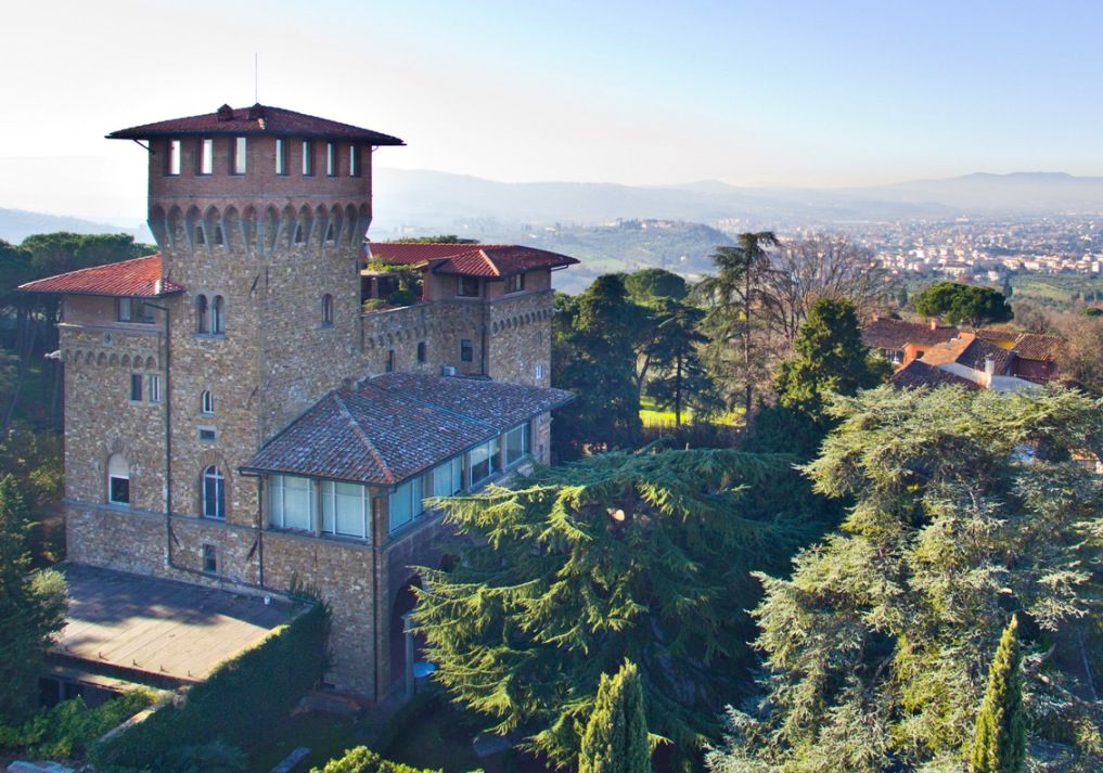 4 bedroom Penthouse for sale with panoramic view in Bellosguardo, Florence, Tuscany