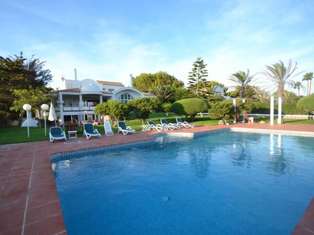 7 bedroom Villa for sale with sea view in Son Xoriguer, Menorca
