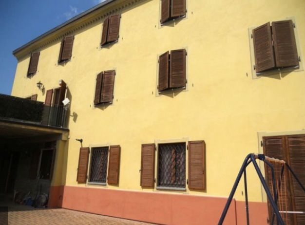 4 bedroom House for sale in Ottiglio, Piedmont