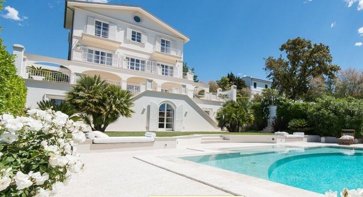 6 bedroom Villa for sale with sea view in Livorno, Tuscany