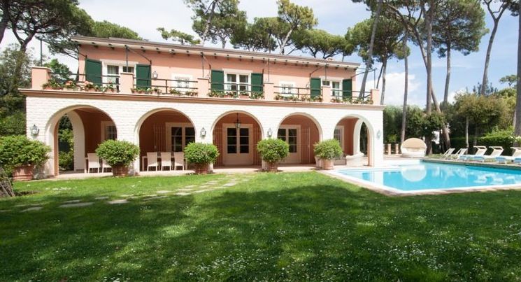4 bedroom Villa for sale in Forte dei Marmi, Tuscany
