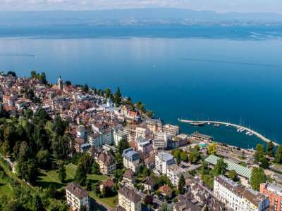 Luxury 168 bedroom Hotel for sale in Evian les Bains, Rhone-Alpes