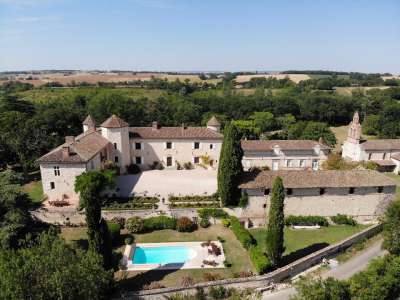 - 8 bedroom Chateau for sale with countryside view in Gers, Midi-Pyrenees