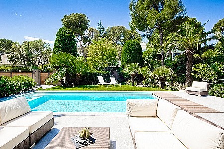 4 bedroom Villa for sale with countryside view in Roquebrune Cap Martin, Cote d'Azur French Riviera