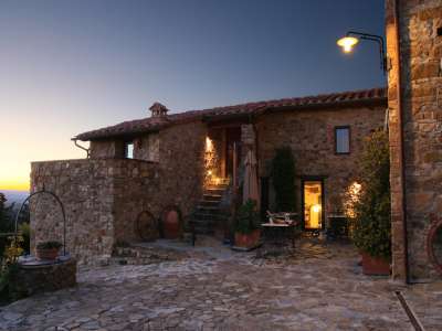 10 bedroom Villa for sale with panoramic view in Barberino di Mugello, Tuscany