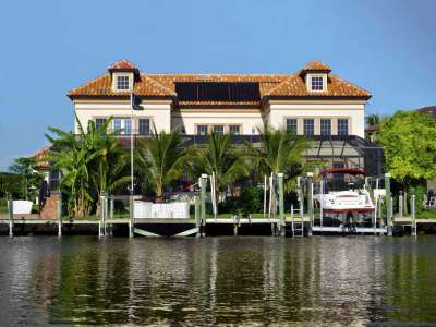 Luxury 6 bedroom Villa for sale in Cape Coral, Florida