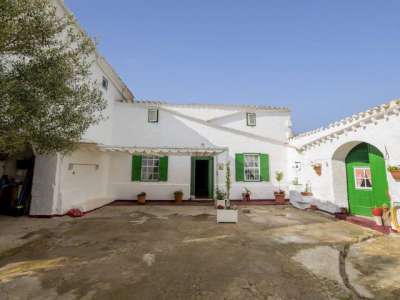 Historical 10 bedroom Farmhouse for sale with sea view in Alayor, Alaior, Menorca