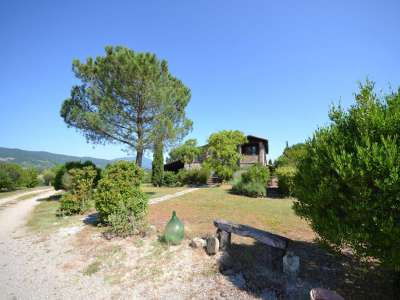 Immaculate 4 bedroom Farmhouse for sale with panoramic view in Fabro, Umbria