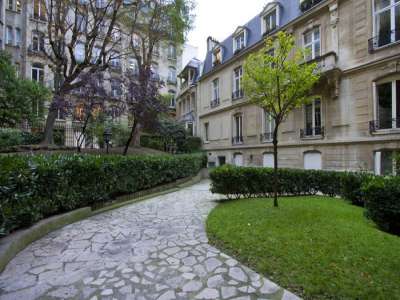 Historical 3 bedroom Apartment for sale in Passy, Paris-Ile-de-France
