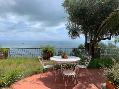 Spacious 6 bedroom Villa for sale with sea and panoramic views in La Serra, Lerici, Liguria