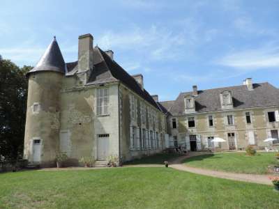 Historical 7 bedroom Castle for sale with countryside view in Chatellerault, Poitou-Charentes