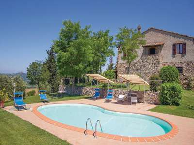 Luxury 12 bedroom Farmhouse for sale with panoramic view in Radicondoli, Tuscany