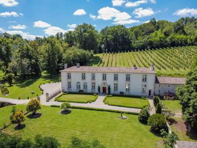 Renovated 9 bedroom Manor House for sale with countryside view in Saint Emilion, Aquitaine