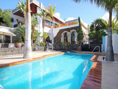Income Producing 5 bedroom Villa for sale with sea view in Las Brenas, Lanzarote