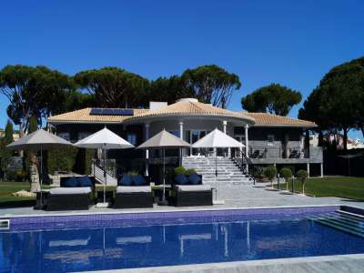 Immaculate 5 bedroom Villa for sale in Vilamoura, Algarve