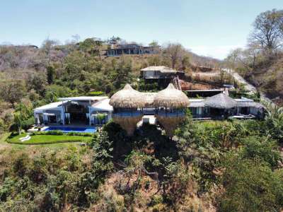 Luxury 10 bedroom Commercial Property for sale with sea view in Tamarindo, Pacific Coast