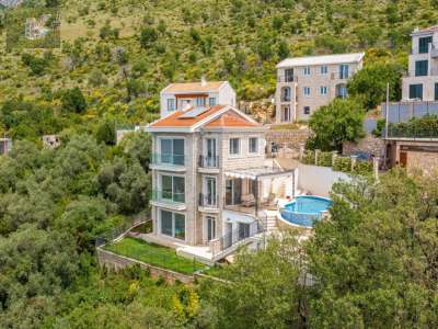 Bright 8 bedroom Villa for sale with panoramic view in Rijeka Rezevici, Coastal Montenegro