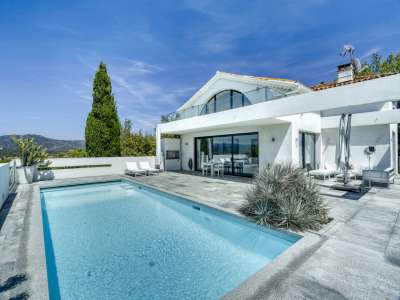 4 bedroom Villa for sale with sea and panoramic views in Saint Raphael, Cote d'Azur French Riviera