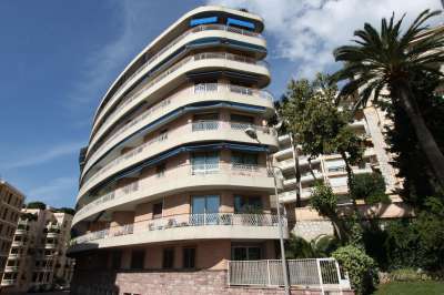 Spacious 3 bedroom Apartment for sale in Boulevard d'Italie, Monte Carlo and Beaches