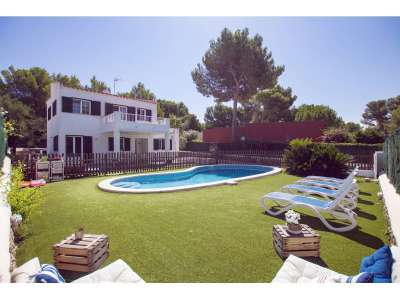 Immaculate 5 bedroom Villa for sale in Son Parc, Menorca