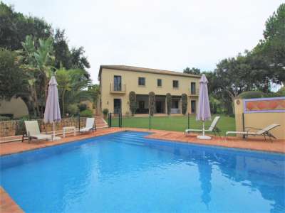 5 bedroom Villa for sale in Sotogrande, Andalucia