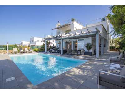 Luxury 4 bedroom Villa for sale with sea view in Torre Soli Nou, Menorca