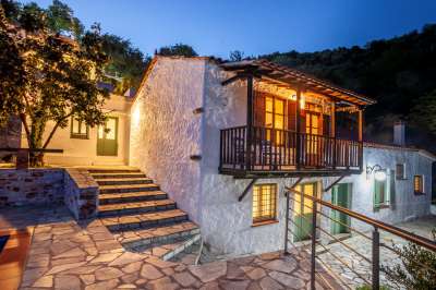 6 bedroom Villa for sale with sea view in Skopelos, Northern Sporades Islands
