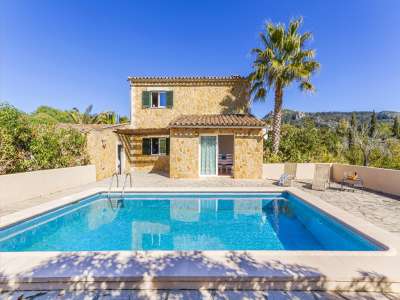 Lovingly Maintained 4 bedroom Villa for sale with countryside view in Llucmajor, Mallorca