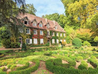 Authentic 9 bedroom Castle for sale in Limoges, Limousin