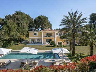 Luxury 6 bedroom Villa for sale with panoramic view in Mougins, Cote d'Azur French Riviera