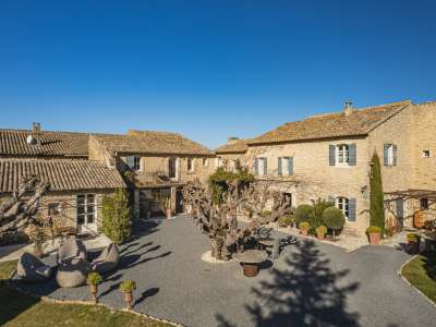 Renovated 7 bedroom Farmhouse for sale with countryside view in Menerbes, Cote d'Azur French Riviera