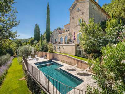 Renovated 9 bedroom House for sale with countryside view in Luberon, Menerbes, Cote d'Azur French Riviera