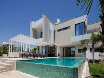 High Specification 5 bedroom Villa for sale with sea view in Kalogirou, Limassol, Limassol