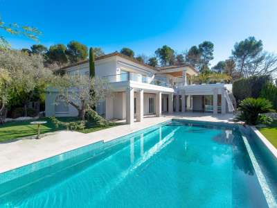 Refurbished 6 bedroom Villa for sale with panoramic view in Mougins, Cote d'Azur French Riviera