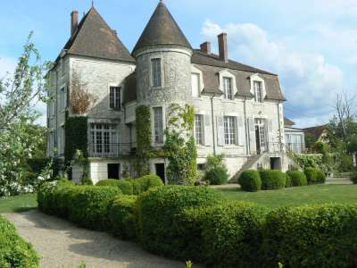 Authentic 6 bedroom Chateau for sale with countryside view in La Trimouille, Poitou-Charentes