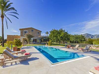 Immaculate 6 bedroom Villa for sale in Santa Maria del Cami, Mallorca