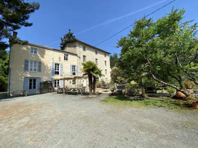 8 bedroom Mill for sale with countryside view with Income Potential in Niort, Poitou-Charentes