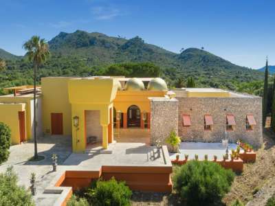 Luxury 8 bedroom Villa for sale with panoramic view in Arta, Mallorca