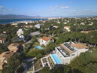Modern 6 bedroom Villa for sale with sea view in Saint Raphael, Cote d'Azur French Riviera