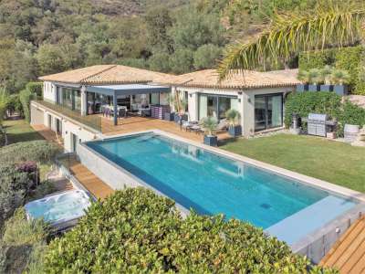 Stylish 5 bedroom Villa for sale with sea view in Grimaud, Cote d'Azur French Riviera